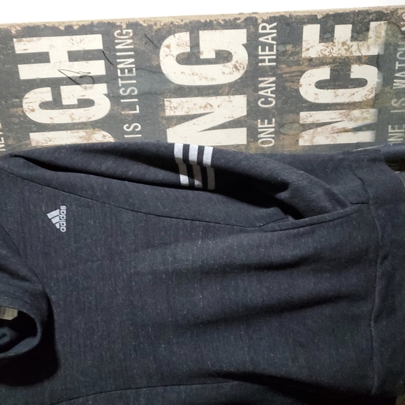 ADIDAS Top - Picture 3 of 5